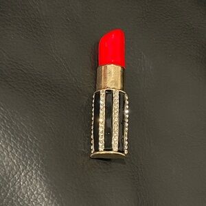 Fashion Jewelry Red Lipstick in Rhinestone-Striped Case Brooch